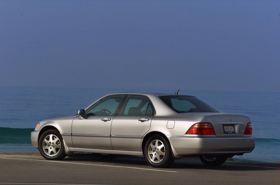  Acura RL 3.5 2002 года  (фото 18 из 19)